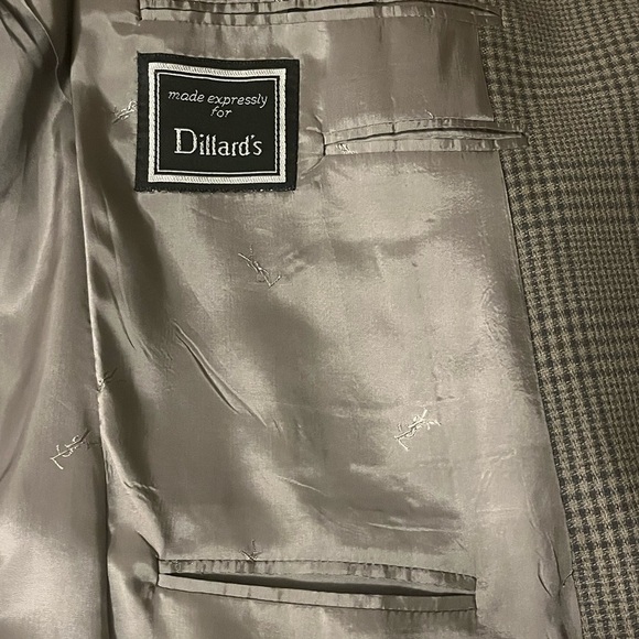 Yves Saint Laurent Windowpane 3-Button Gray Sport Coat with Notched Lapels - Picture 9 of 12